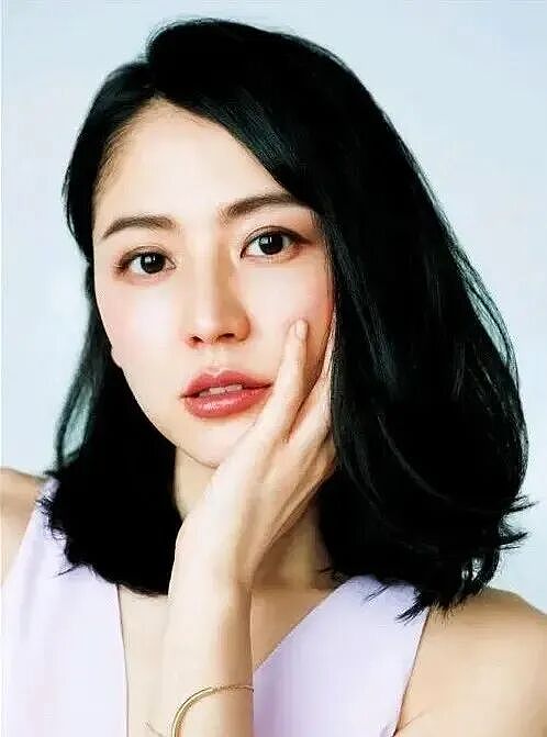 知名女演员宣布结婚，男方是43岁导演（组图） - 2