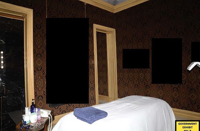 韩裔女艺术家自曝是爱泼斯坦受害者,被奖学金诱骗,走入了按摩室(组图) - 3