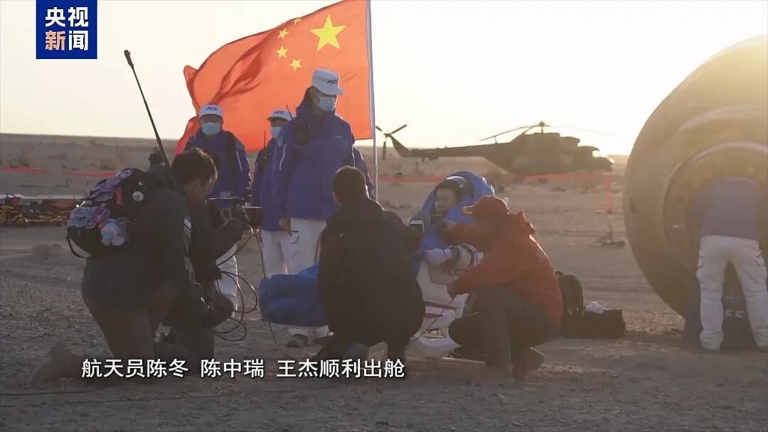 “玻璃发生撞击,已经裂透了”,人命关天,央视首度披露中国载人航天首次应急发射历程(组图) - 37