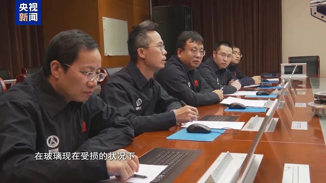 “玻璃发生撞击,已经裂透了”,人命关天,央视首度披露中国载人航天首次应急发射历程(组图) - 8