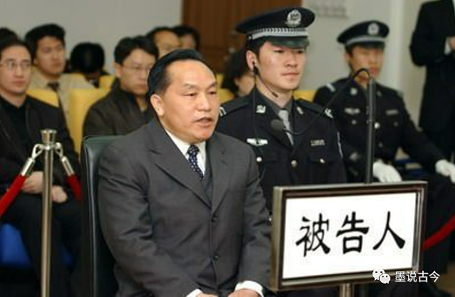 云南“好色省长”落马:将妻子闺蜜纳为情人,“借”3000万供其挥霍,妻子绝望自杀(组图) - 5
