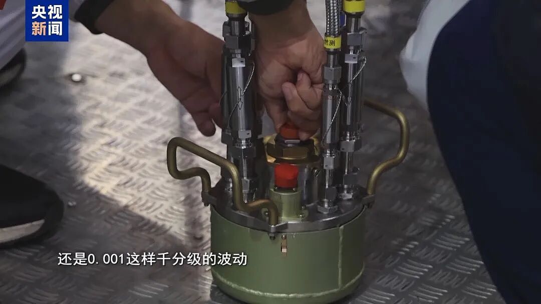 “玻璃发生撞击,已经裂透了”,人命关天,央视首度披露中国载人航天首次应急发射历程(组图) - 31