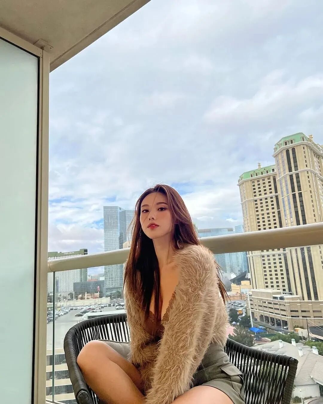 【美女】甜美颜值,尤物身材,这样的健身女孩,女生都会喜欢(组图) - 4