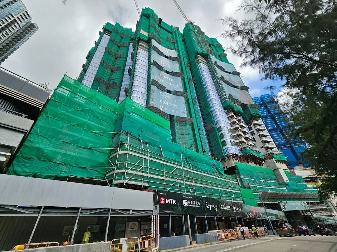 百岁老母与子对簿公堂后，千亿潮汕家族抄底香港（组图） - 4