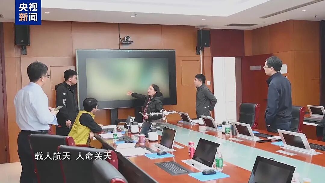“玻璃发生撞击,已经裂透了”,人命关天,央视首度披露中国载人航天首次应急发射历程(组图) - 6