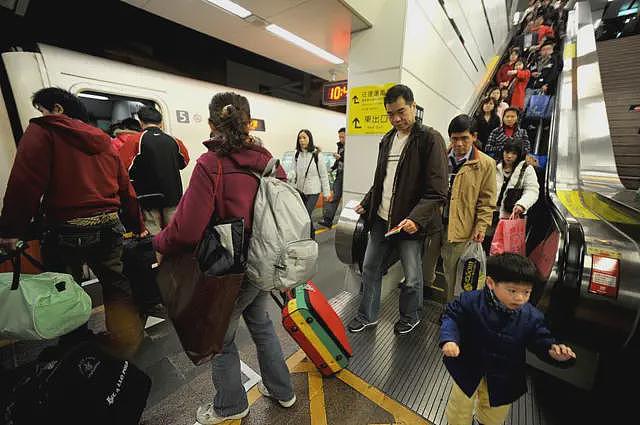 台湾“不在籍投票”争议：年轻人怎么看？（组图） - 3