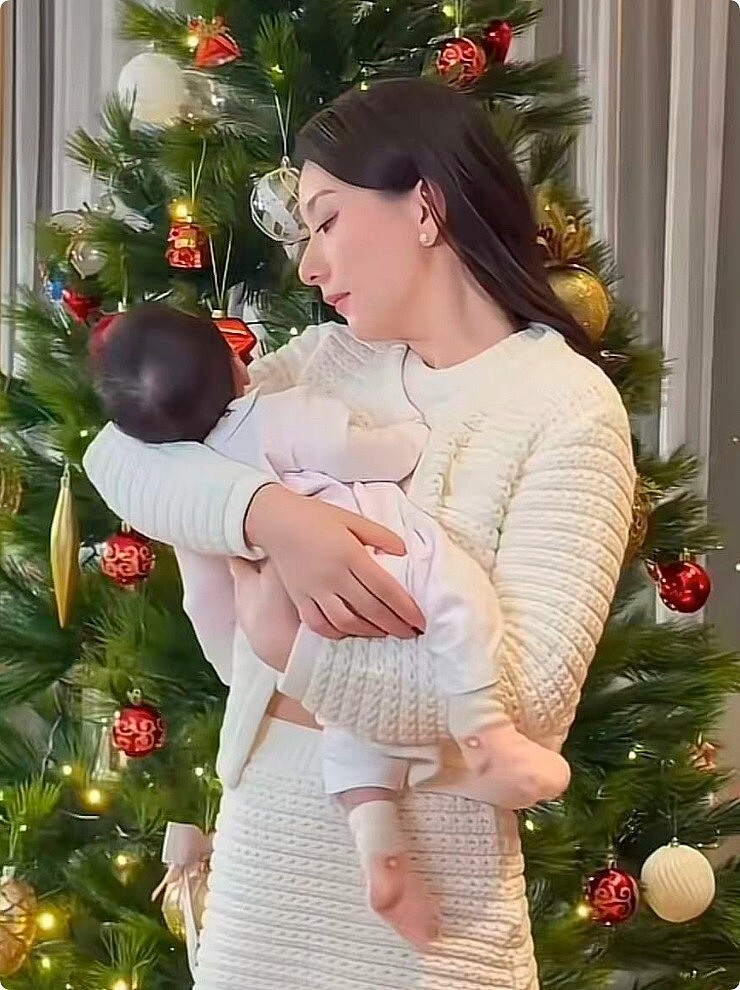 方媛出月子“捞金”被群嘲,殊不知这才是天王嫂的“顶级聪明”(组图) - 1