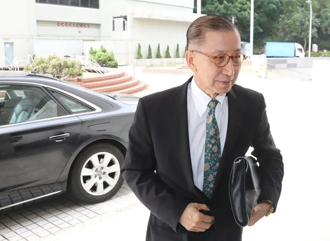 百岁老母与子对簿公堂后,千亿潮汕家族抄底香港(组图) - 10