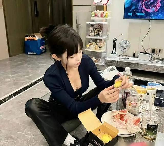 爆料鹿晗范丞丞林更新的司晓迪啥来头？（组图） - 1