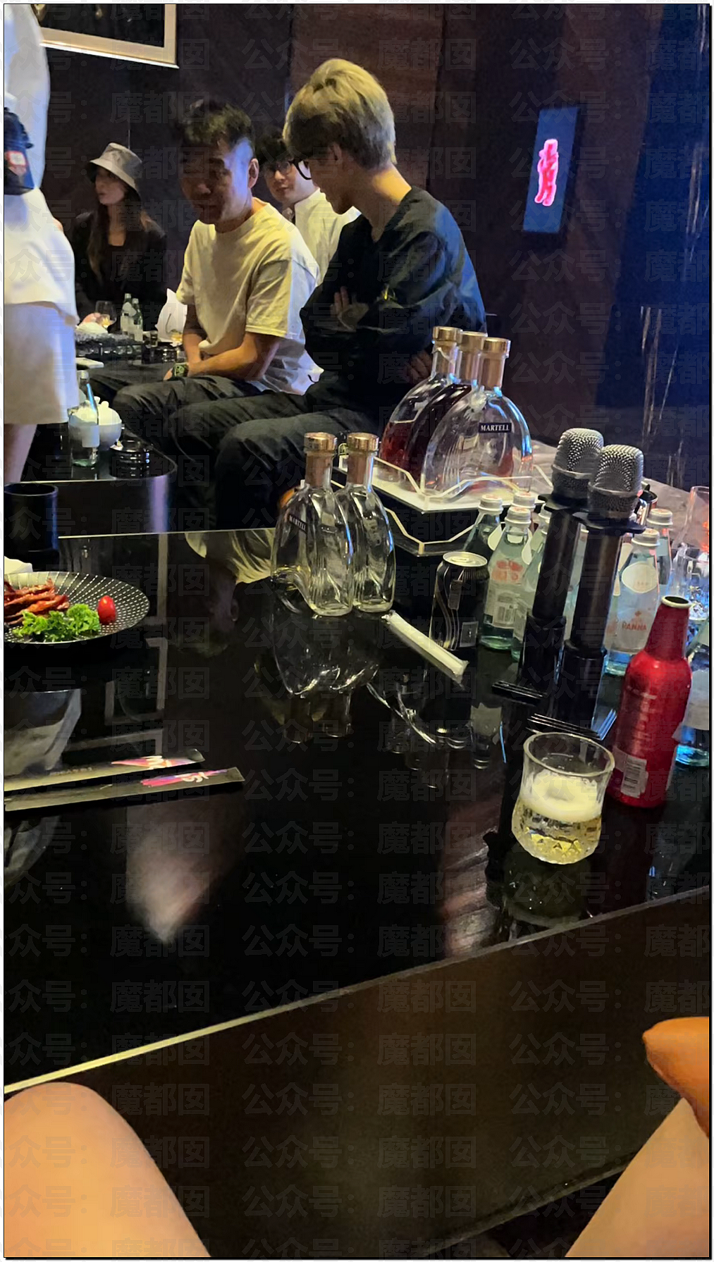内娱地震！司晓迪自曝睡遍顶流男星，大量私照曝光！男星“能力”排名第一揭晓（视频/组图） - 62