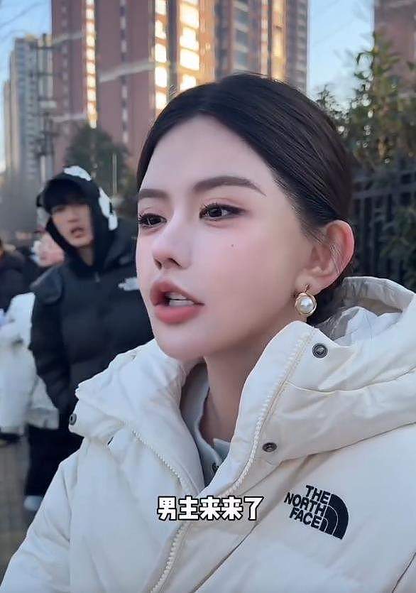 韩安冉自曝接戏“看脸定底线”：颜值达标方可接受吻戏（组图） - 4
