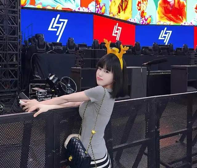 爆料鹿晗范丞丞林更新的司晓迪啥来头？（组图） - 6