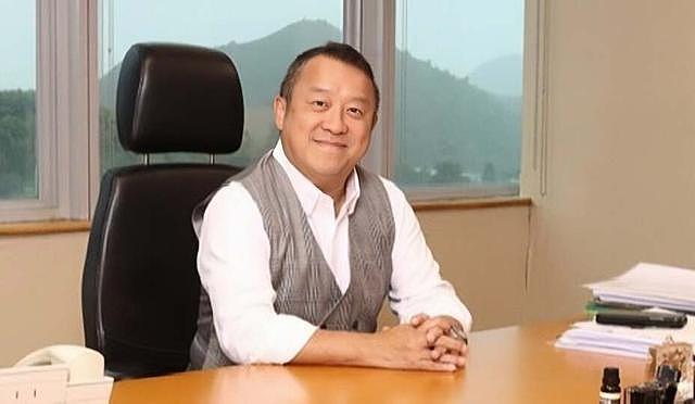 曾志伟宣布辞任TVB总经理,颁奖典礼增设传奇大奖表感谢(组图) - 8