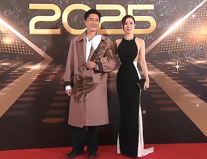 TVB颁奖礼红毯老龄化严重！50岁佘诗曼压轴，黄宗泽老到认不出（组图） - 6
