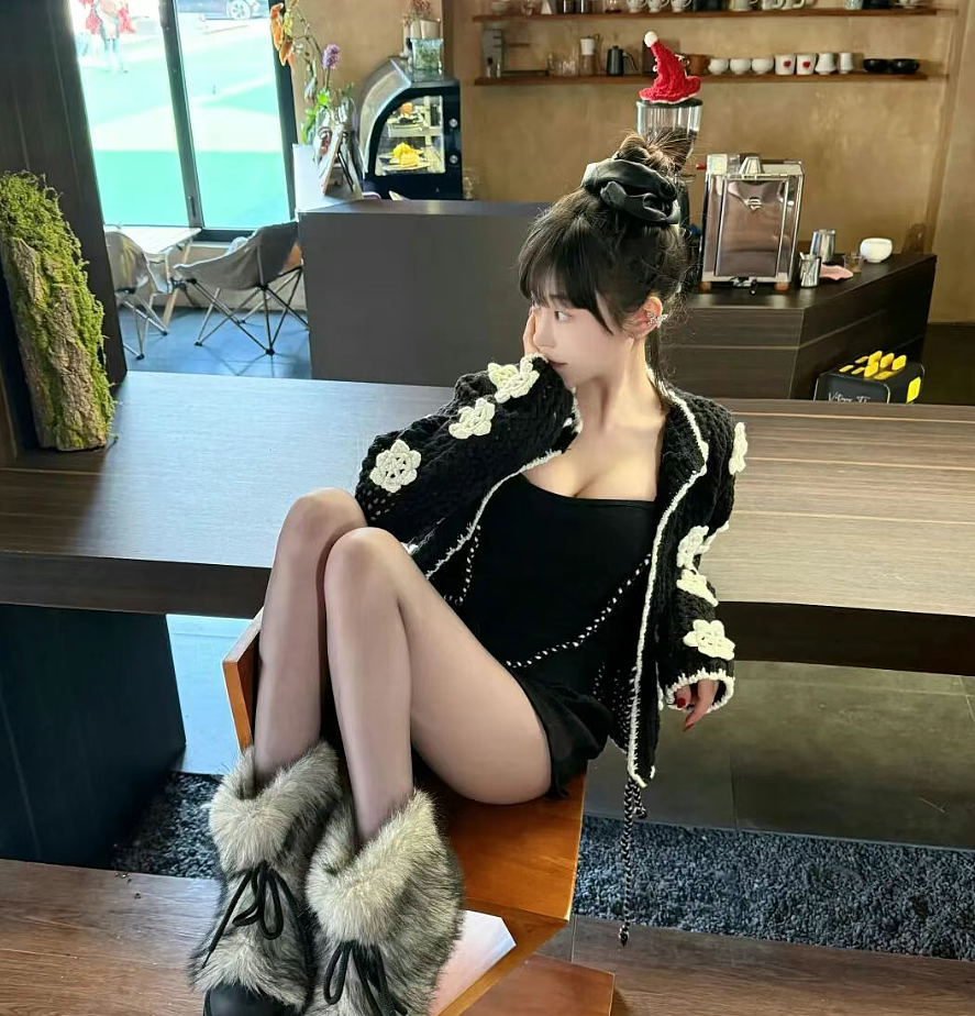 号称玩遍娱乐圈顶流男星的“司晓迪”到底是谁?深扒颜值身份她问题太大!(组图) - 12