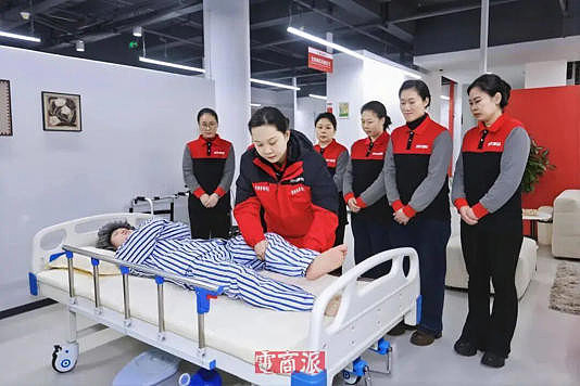 动真格了？刘强东狂砸10亿搞家政（组图） - 3