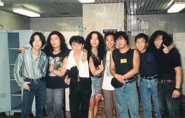 “四哥”走了！黑豹乐队创始人郭传林去世，享年66岁，曾挖掘窦唯、郑钧，和黄家驹同台演出（组图） - 2