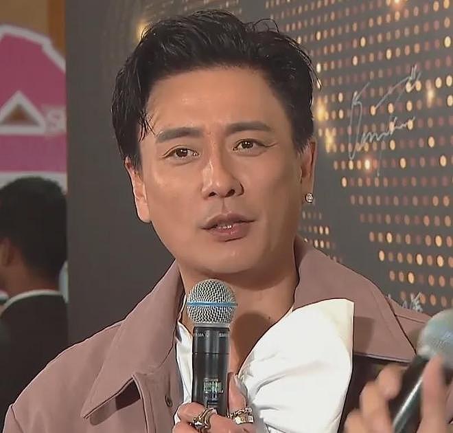TVB颁奖礼红毯老龄化严重！50岁佘诗曼压轴，黄宗泽老到认不出（组图） - 7