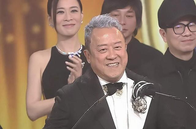 曾志伟宣布辞任TVB总经理,颁奖典礼增设传奇大奖表感谢(组图) - 1
