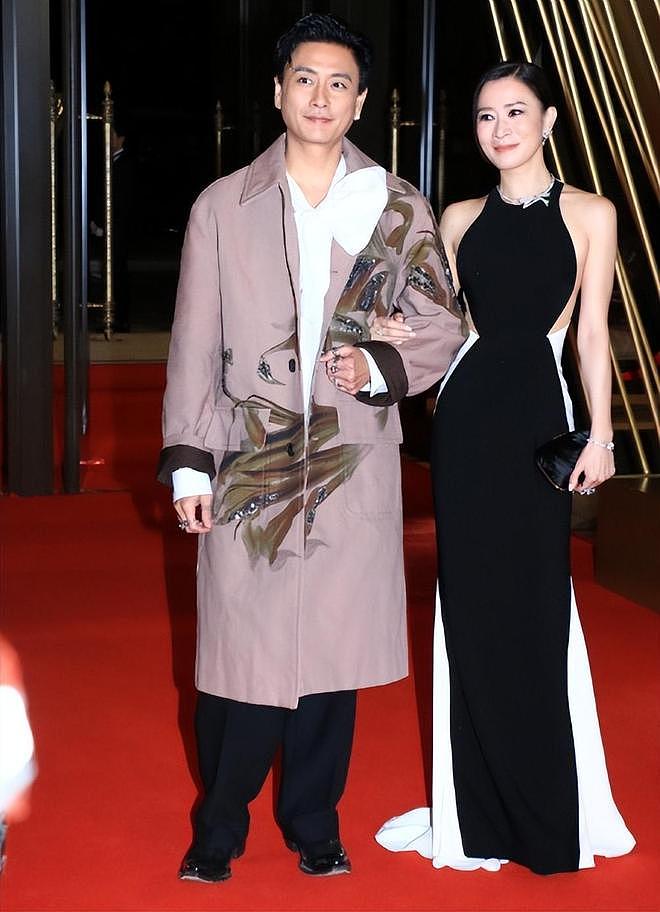 看TVB颁奖礼红毯上的女星,真的捏了一把汗!香港娱乐圈完了(组图) - 17