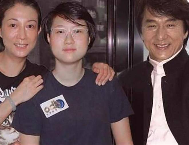 曝成龙曾为女儿交房租，多次经济援助，吴卓林11字回应和父亲关系（组图） - 3