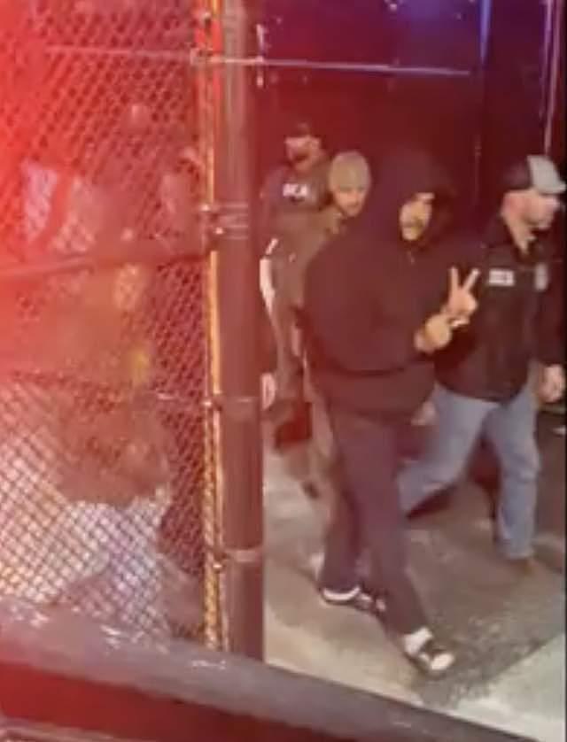 被捕马杜罗人群前比耶,强权妻子面色凝重反差大,同居20年才结婚(组图) - 2