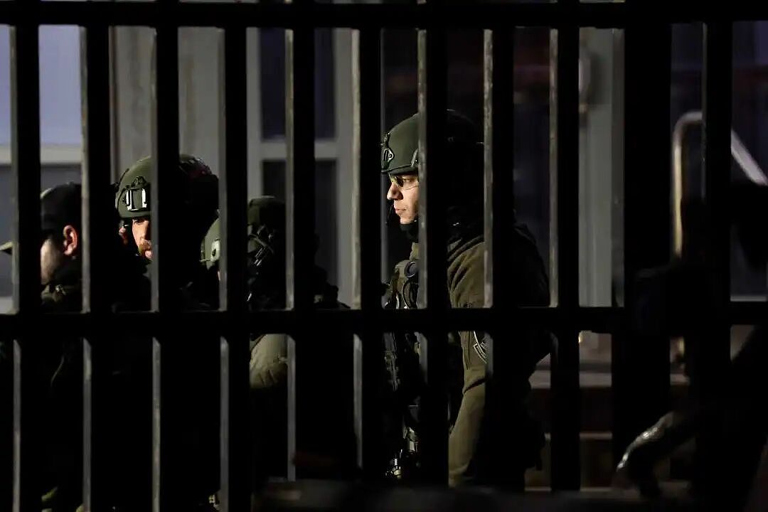 3分钟闯进门、5分钟带走人!特朗普咋敢这么抓走一国总统(组图) - 7