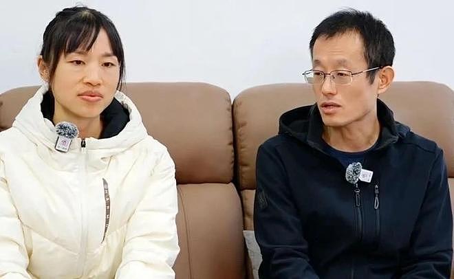 张水华老公把她当女儿宠:年长十多岁!家务事全包 为妻子喝闷酒(组图) - 1