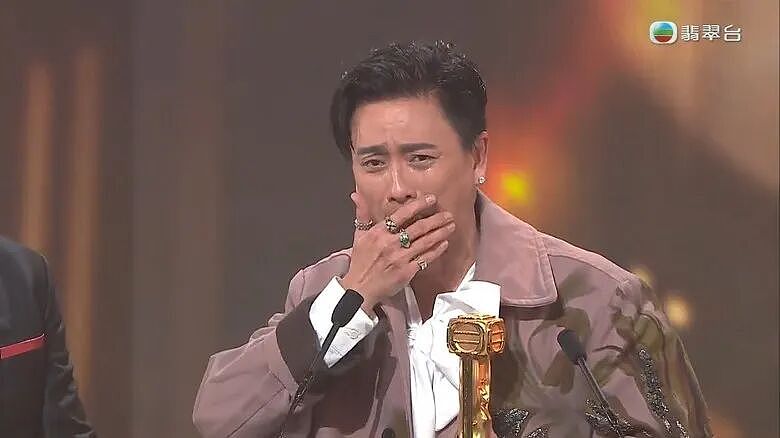 直击TVB颁奖礼，黄宗泽首封TVB视帝，佘诗曼四封视后创记录（组图） - 8