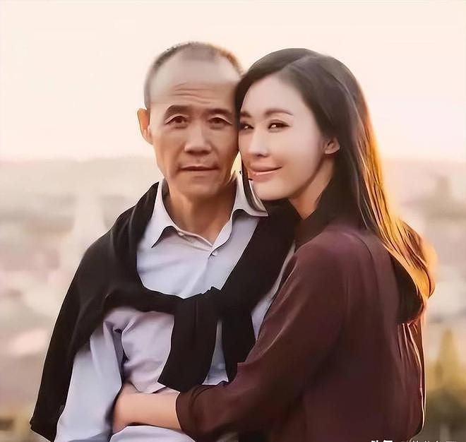 原来她是王石大女儿，比后妈年龄还大，45岁单身不结婚父亲愁白头（组图） - 25
