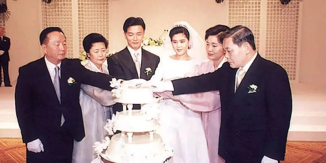 又富又美却为婚姻撕扯半生，她赢了，也残了？（组图） - 11