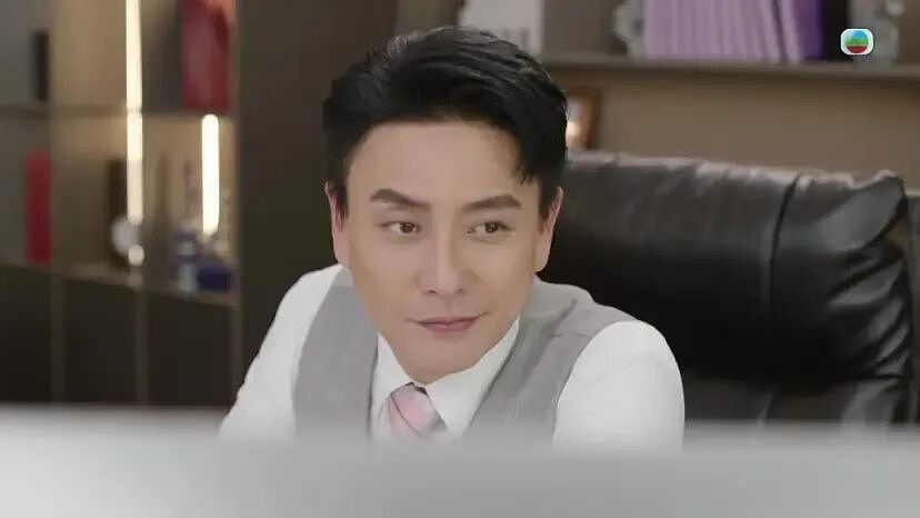 因一张脸被低估20年,TVB最帅的反派终于熬出头了…(组图) - 9