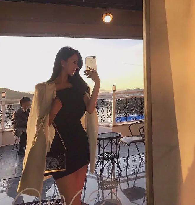 【美女】“美女试睡员”身材太惹火：36E+俏臀，绝杀（组图） - 19