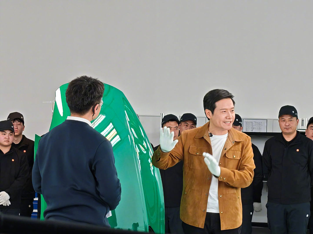 在直播间把小米YU7“大卸八块”,憋屈了半年的雷军想自证清白(组图) - 1