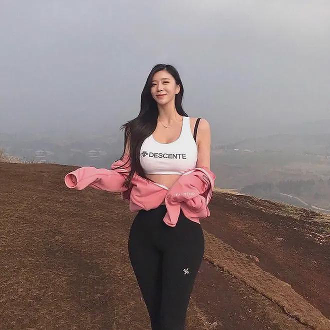 【美女】“美女试睡员”身材太惹火：36E+俏臀，绝杀（组图） - 16