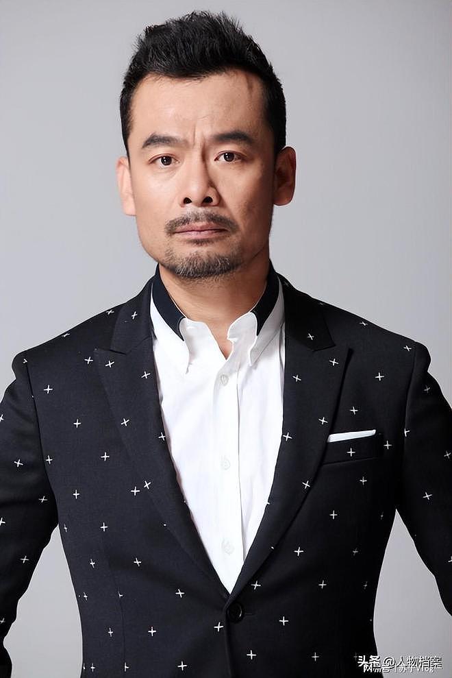 父亲是著名导演，他却“窝囊”35年没人理！直到遇66岁迟蓬才大火（组图） - 2