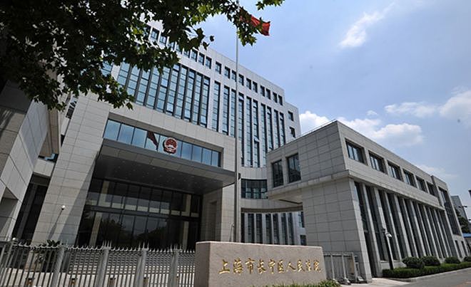 “飞行员举报情人诈骗700余万案”一审宣判:被告人获刑12年,家属称将上诉(组图) - 2