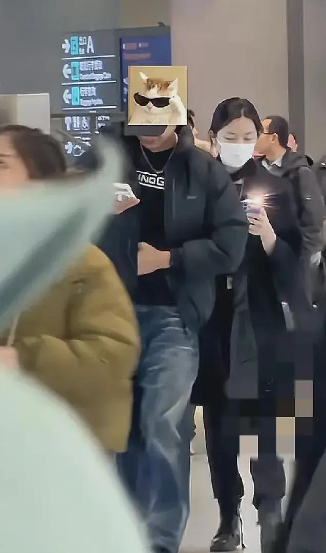 王菲女儿李嫣疑恋爱!与帅气男生现身机场,俩人有说有笑外形般配(组图) - 6