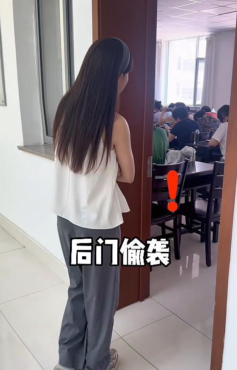 旷课、晚恋、顶撞老师:这一届“大学生”,简直为所欲为…(组图) - 17