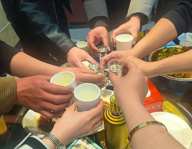 长沙同学会变“越界现场”,15秒毁了两个家庭(组图) - 7