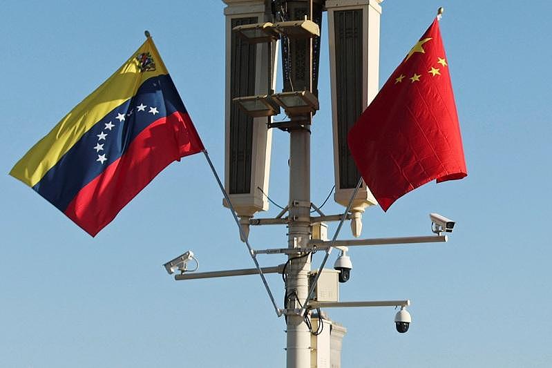 突袭委内瑞拉美国赢了面子，为何是中国更开心？（组图） - 1