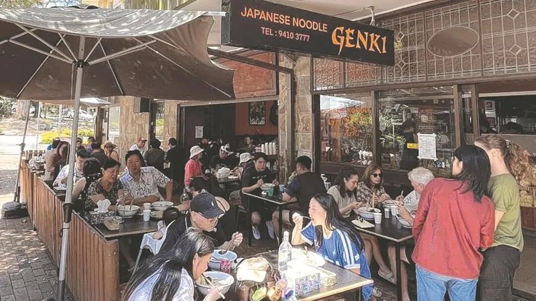 太可惜!悉尼北区30年老店正式关门,客人排队告别...(组图) - 2