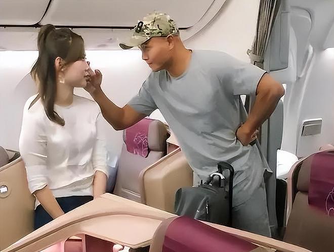最讨厌的主持人排名:谢娜仅第六,张大大第二,第一无人质疑(组图) - 24