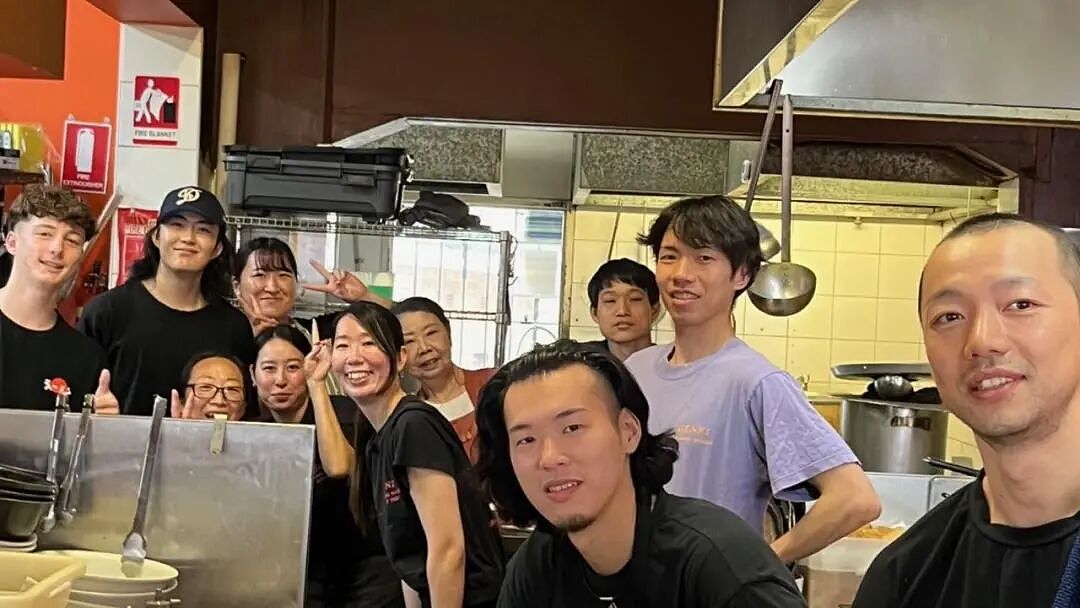 太可惜!悉尼北区30年老店正式关门,客人排队告别...(组图) - 4