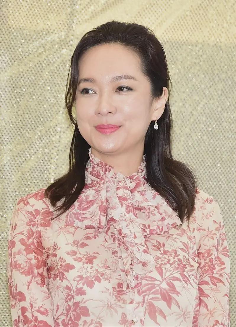 向太首揭前男友身份：是台湾首富之子，送10多套房子求婚，却败给向华强（组图） - 8