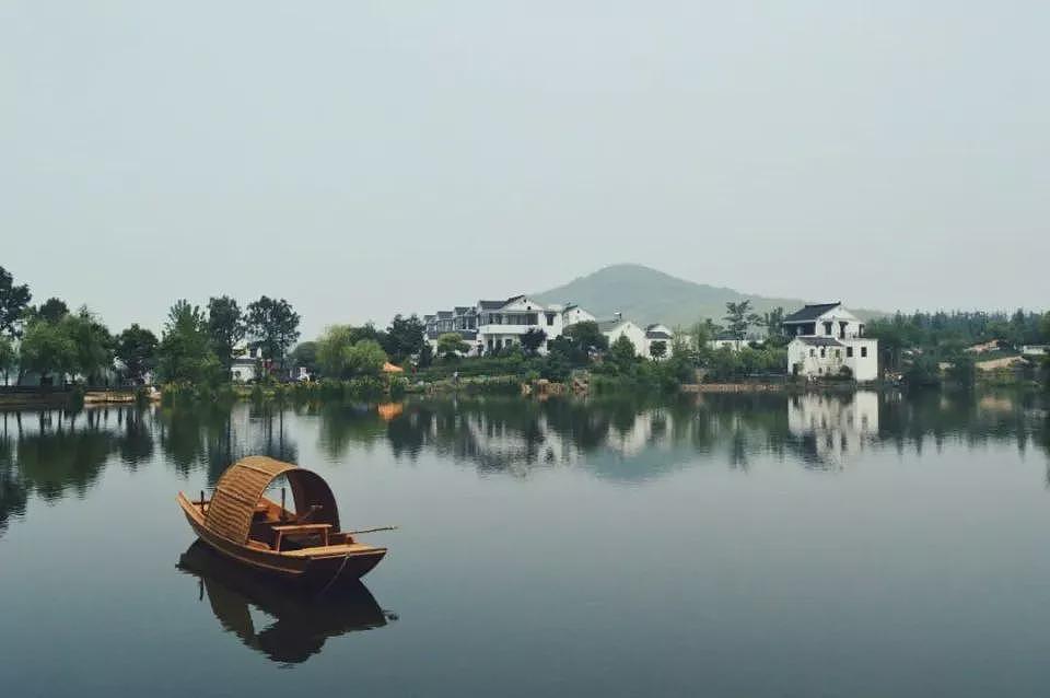 商业泛滥的古镇，该换种打法了（组图） - 2