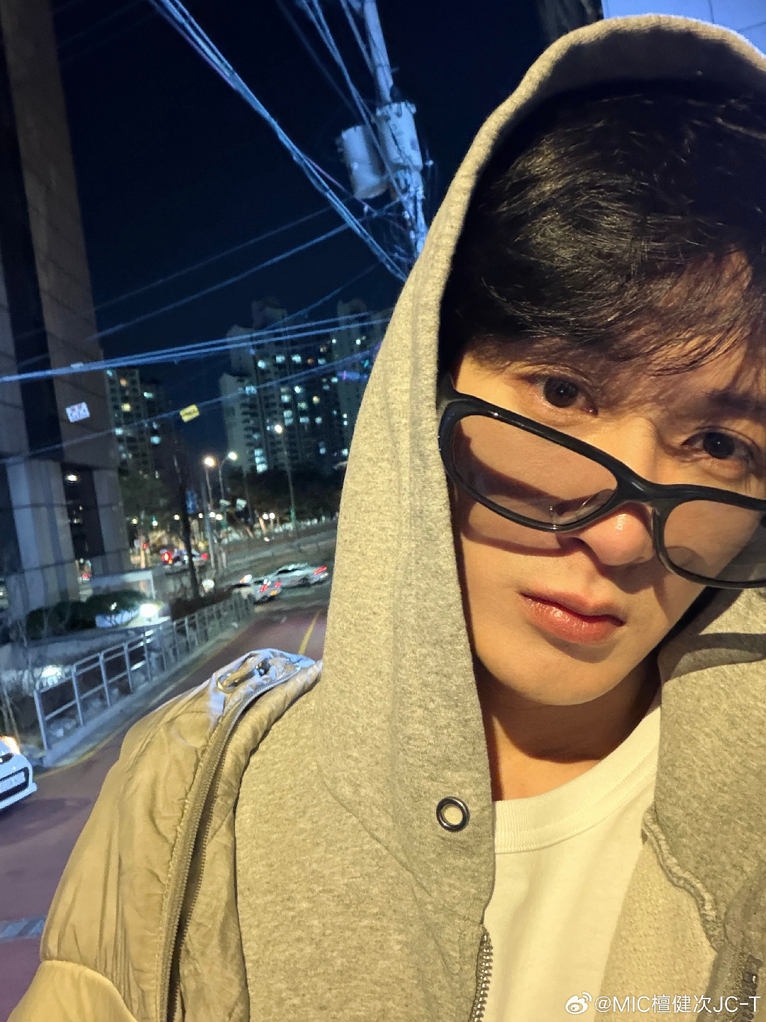 热搜爆了!19岁演员刘一诺回应与35岁檀健次恋情:在一起过,已分手(组图) - 3