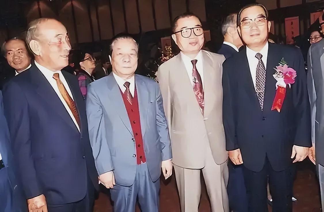 向太首揭前男友身份：是台湾首富之子，送10多套房子求婚，却败给向华强（组图） - 16