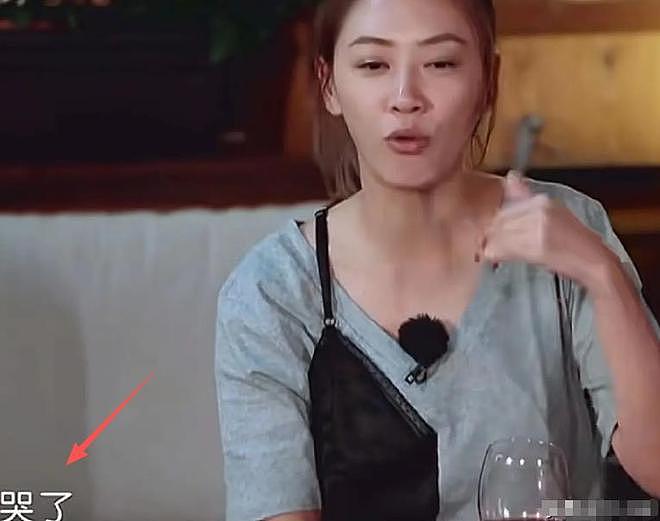 娱乐圈里最不缺的就是“潜规则”,不管男女艺人都逃不过行业枷锁(组图) - 25