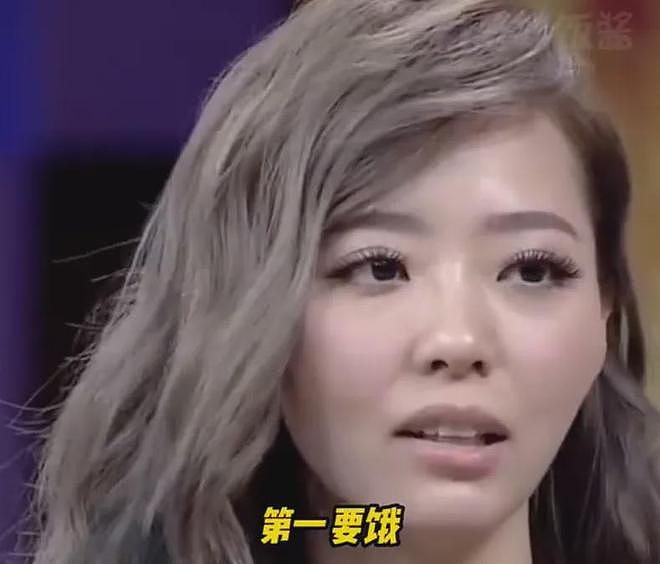 点一桌子菜只吃几口,39岁杨幂揭开内娱现状,没胃口更没活人感(组图) - 27